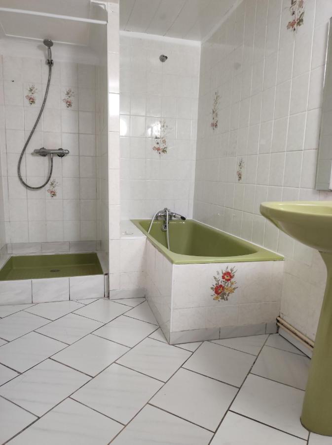 Gite "Fils Et Cotons" Piscine Interieure Chauffee A L'Annee Et Sauna Prive Celles-sur-Plaine Exterior photo